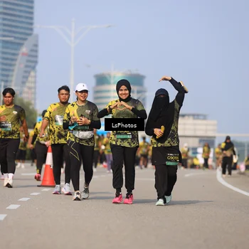 Runner Photo 6302899