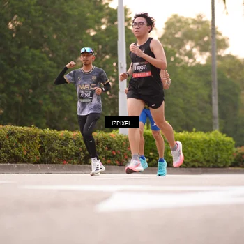 Runner Photo 6303242