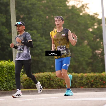 Runner Photo 6303319