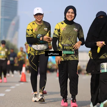Runner Photo 6303440
