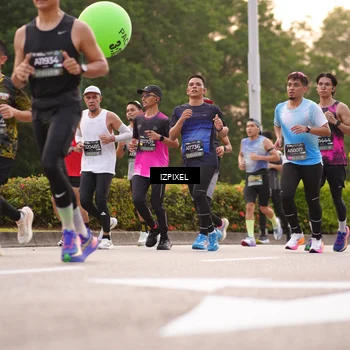 Runner Photo 6303714