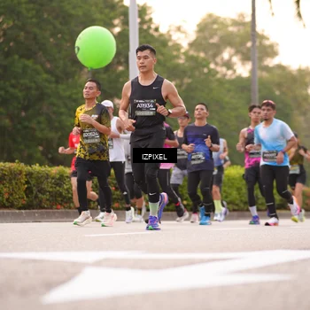 Runner Photo 6303748
