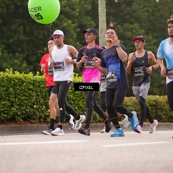Runner Photo 6303772