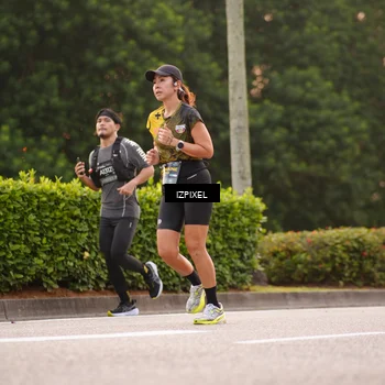 Runner Photo 6303881