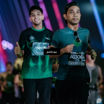 Runner Photo 6303893