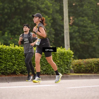 Runner Photo 6303926