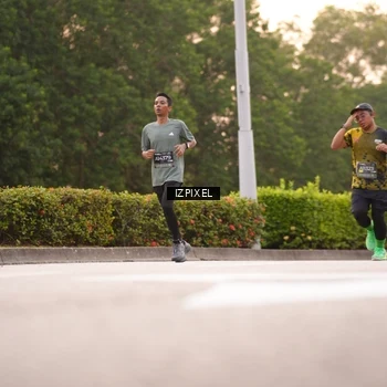 Runner Photo 6303957