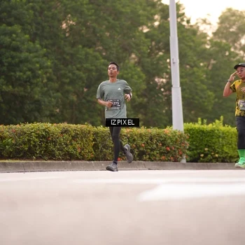 Runner Photo 6303958