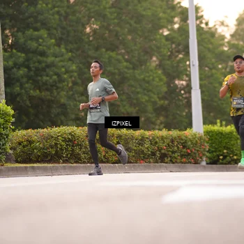 Runner Photo 6303978