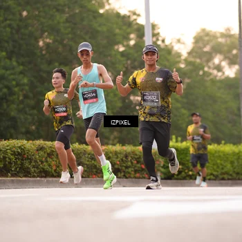 Runner Photo 6304038