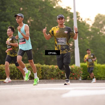 Runner Photo 6304053