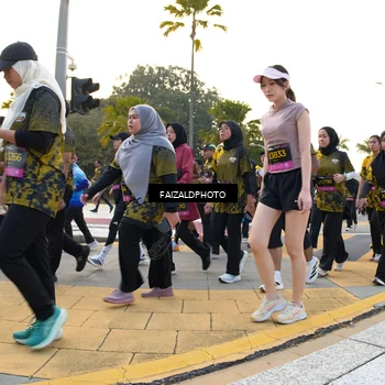 Runner Photo 6304132