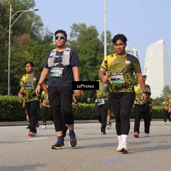 Runner Photo 6304145