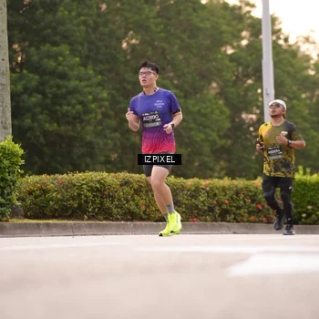 Runner Photo 6304152