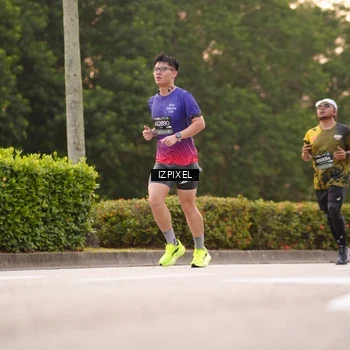 Runner Photo 6304159