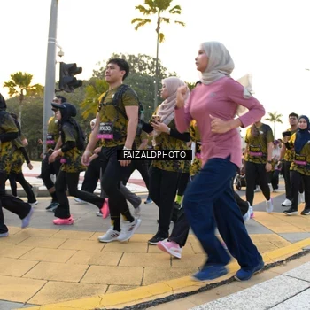 Runner Photo 6304167