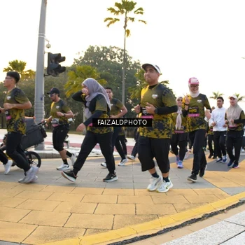 Runner Photo 6304169