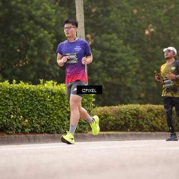 Runner Photo 6304193