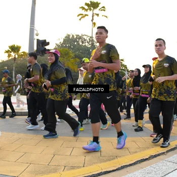 Runner Photo 6304222