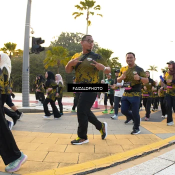 Runner Photo 6304233