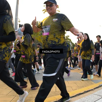 Runner Photo 6304262