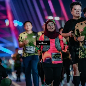 Runner Photo 6304354