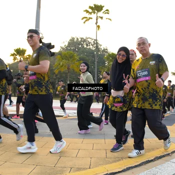 Runner Photo 6304360