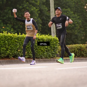Runner Photo 6304381