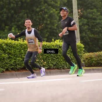 Runner Photo 6304413