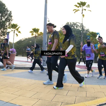 Runner Photo 6304435