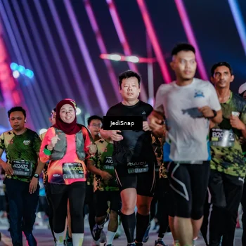 Runner Photo 6304443