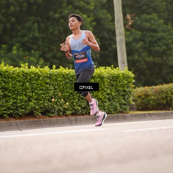 Runner Photo 6304453