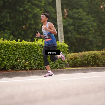 Runner Photo 6304480