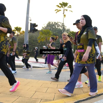 Runner Photo 6304492
