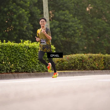Runner Photo 6304597
