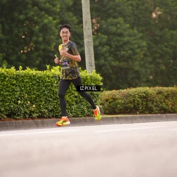 Runner Photo 6304616