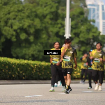 Runner Photo 6304641