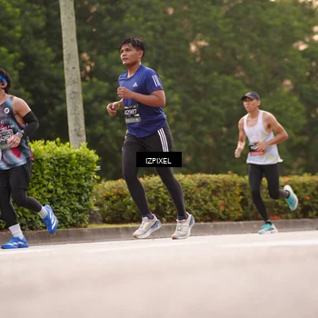 Runner Photo 6304685