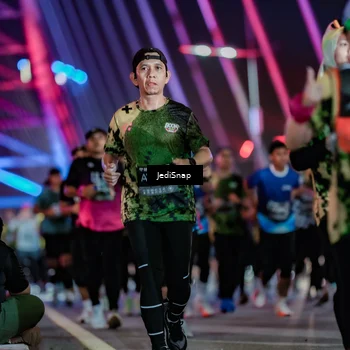 Runner Photo 6304694