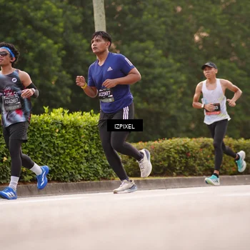 Runner Photo 6304717