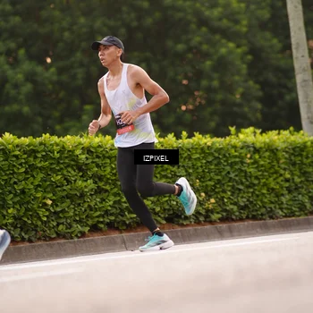 Runner Photo 6304737