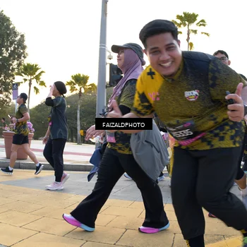 Runner Photo 6304758