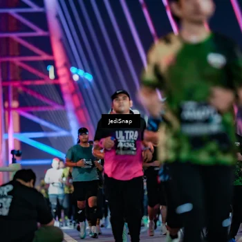 Runner Photo 6304759