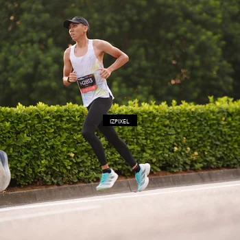 Runner Photo 6304818