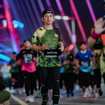 Runner Photo 6304836
