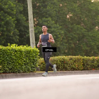 Runner Photo 6304880