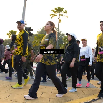 Runner Photo 6304900