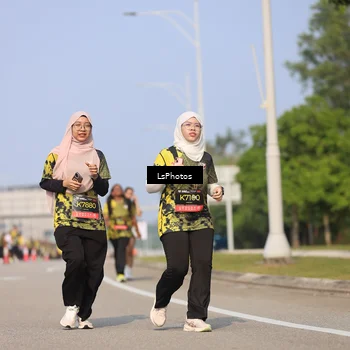 Runner Photo 6305001