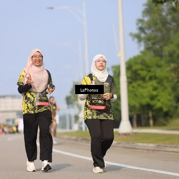 Runner Photo 6305004