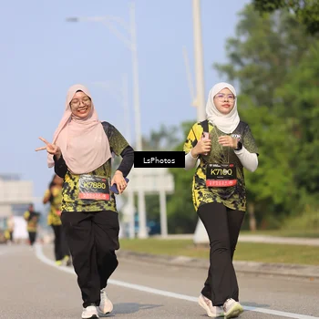 Runner Photo 6305013